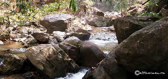 MAE YEN WATERFALL PAI THAILAND_ВОДОПАД МЕ ЙЕН МА ЕН 