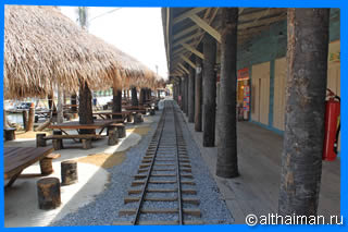 Плавучий рынок Hua Hin Sam Phan Nam Floating Market