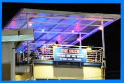 Коктейль-бар The Deck & Beyond