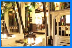 Dee Andaman Hotel