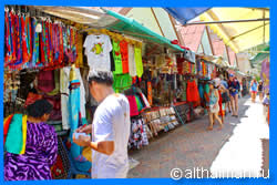 Остров Пхи Пхи, Koh Phi Phi Island, Краби, Южный Таиланд, Тайланд, Krabi, Thailand, лучший отель на Пхи Пхи, отели Пхи Пхи, отдых на Пхи Пхи, фото Пхи Пхи, туры на Пхи Пхи, дешевые авиабилеты в Краби,  острова Краби, ресторан, пхи пхи фото-отчёт, еда, ночной клуб, пляж, номер в отеле Пхи Пхи, медовый месяц на Пхи Пхи