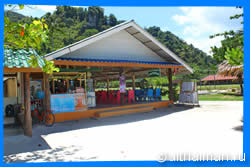 Остров Пхи Пхи, Koh Phi Phi Island, Краби, Южный Таиланд, Тайланд, Krabi, Thailand, лучший отель на Пхи Пхи, отели Пхи Пхи, отдых на Пхи Пхи, фото Пхи Пхи, туры на Пхи Пхи, дешевые авиабилеты в Краби,  острова Краби, ресторан, пхи пхи фото-отчёт, еда, ночной клуб, пляж, номер в отеле Пхи Пхи, медовый месяц на Пхи Пхи