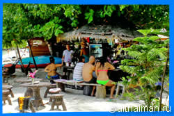 Остров Пхи Пхи, Koh Phi Phi Island, Краби, Южный Таиланд, Тайланд, Krabi, Thailand, лучший отель на Пхи Пхи, отели Пхи Пхи, отдых на Пхи Пхи, фото Пхи Пхи, туры на Пхи Пхи, дешевые авиабилеты в Краби,  острова Краби, ресторан, пхи пхи фото-отчёт, еда, ночной клуб, пляж, номер в отеле Пхи Пхи, медовый месяц на Пхи Пхи