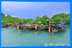 Остров Пхи Пхи, Koh Phi Phi Island, Краби, Южный Таиланд, Тайланд, Krabi, Thailand, лучший отель на Пхи Пхи, отели Пхи Пхи, отдых на Пхи Пхи, фото Пхи Пхи, туры на Пхи Пхи, дешевые авиабилеты в Краби,  острова Краби, ресторан, пхи пхи фото-отчёт, еда, ночной клуб, пляж, номер в отеле Пхи Пхи, медовый месяц на Пхи Пхи