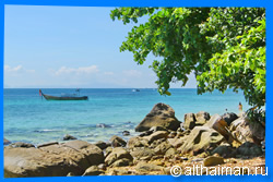 Остров Пхи Пхи, Koh Phi Phi Island, Краби, Южный Таиланд, Тайланд, Krabi, Thailand, лучший отель на Пхи Пхи, отели Пхи Пхи, отдых на Пхи Пхи, фото Пхи Пхи, туры на Пхи Пхи, дешевые авиабилеты в Краби,  острова Краби, ресторан, пхи пхи фото-отчёт, еда, ночной клуб, пляж, номер в отеле Пхи Пхи, медовый месяц на Пхи Пхи