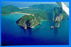 Остров Пхи Пхи, Koh Phi Phi Island, Краби, Южный Таиланд, Тайланд, Krabi, Thailand, лучший отель на Пхи Пхи, отели Пхи Пхи, отдых на Пхи Пхи, фото Пхи Пхи, туры на Пхи Пхи, дешевые авиабилеты в Краби,  острова Краби, ресторан, пхи пхи фото-отчёт, еда, ночной клуб, пляж, номер в отеле Пхи Пхи, медовый месяц на Пхи Пхи