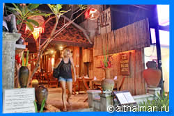 Остров Пхи Пхи, Koh Phi Phi Island, Краби, Южный Таиланд, Тайланд, Krabi, Thailand, лучший отель на Пхи Пхи, отели Пхи Пхи, отдых на Пхи Пхи, фото Пхи Пхи, туры на Пхи Пхи, дешевые авиабилеты в Краби,  острова Краби, ресторан, пхи пхи фото-отчёт, еда, ночной клуб, пляж, номер в отеле Пхи Пхи, медовый месяц на Пхи Пхи
