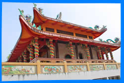 Храм Tha Rua Shrine в Пхукете,  Пхукет Достопримечательности, Китайские Храмы