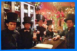 Wonderland Phuket, Пхукет Отзывы, Коктейль Лаунж, Вино и Шампанское в Старом Городе Пхукете