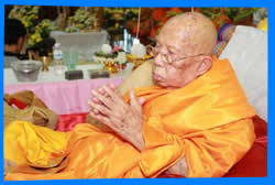 Храм Wat Mai Luang Pu Supha в Пхукете, Храм Luang Pu Supha, Старейшего Монаха в Тайланде