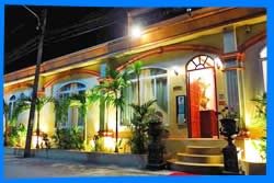 Ресторан Royale Nam Tok, Пхукет,  Катху Рестораны & Кухня