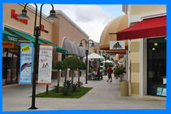 Premium Outlet Phuket, Пхукет Таун Магазины, Фирменная Одежда по Низким Ценам в Пхукет Тауне