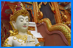 Храм Wat Khao Rang в Пхукете - Пхукет Таун Достопримечательности