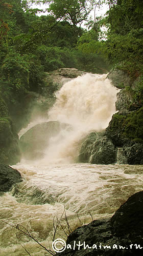 THAM PLA-PHA SUEA NAMTOK  NATIONAL PARK PA SUA WATERFALL MAE HONG SON NORTH THAILAND_СЕВЕРНЫЙ ТАИЛАНД ВОДОПАД ПА СЫА СУА МАЕ ХОНГ СОН ПЕЩЕРА РЫБ НАЦИОНАЛЬНЫЙ ПАРК