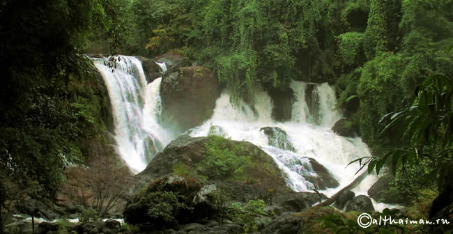 THAM PLA-PHA SUEA NAMTOK  NATIONAL PARK PA SUA WATERFALL MAE HONG SON NORTH THAILAND_СЕВЕРНЫЙ ТАИЛАНД ВОДОПАД ПА СЫА СУА МАЕ ХОНГ СОН ПЕЩЕРА РЫБ НАЦИОНАЛЬНЫЙ ПАРК