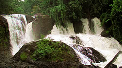 THAM PLA-PHA SUEA NAMTOK  NATIONAL PARK PA SUA WATERFALL MAE HONG SON NORTH THAILAND_СЕВЕРНЫЙ ТАИЛАНД ВОДОПАД ПА СЫА СУА МАЕ ХОНГ СОН ПЕЩЕРА РЫБ НАЦИОНАЛЬНЫЙ ПАРК