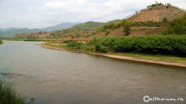 MAE KOK RIVER LAM NAM KOK NATIONAL PARK THAILAND CHIANG RAI ЧИАНГ РАЙ ЧАНГ РАЙ СЕВЕРНЫЙ ТАИЛАНД НАЦИОНАЛЬНЫЙ ПАРК ЛАМ НАМ КОК