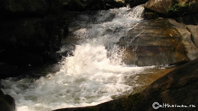 HUAY KAEW WATERFALL LAM NAM KOK NATIONAL PARK THAILAND CHIANG RAI ЧИАНГ РАЙ ЧАНГ РАЙ СЕВЕРНЫЙ ТАИЛАНД НАЦИОНАЛЬНЫЙ ПАРК ЛАМ НАМ КОК