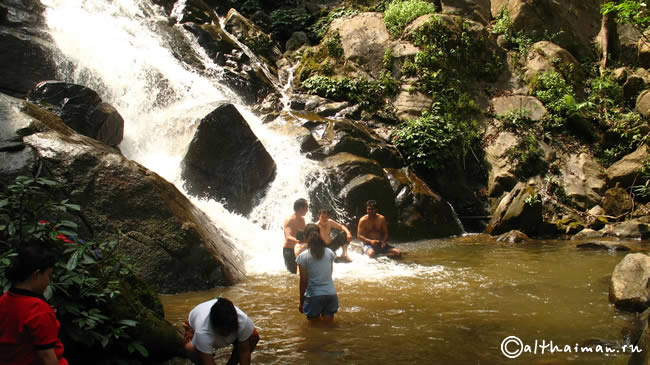 HUAY KAEW WATERFALL LAM NAM KOK NATIONAL PARK THAILAND CHIANG RAI ЧИАНГ РАЙ ЧАНГ РАЙ СЕВЕРНЫЙ ТАИЛАНД НАЦИОНАЛЬНЫЙ ПАРК ЛАМ НАМ КОК
