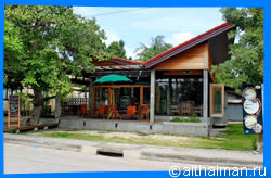 100 Islands Coffee Bar 
