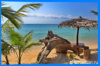 Play Laem beach Koh Phangan Ко Панган Тайланд