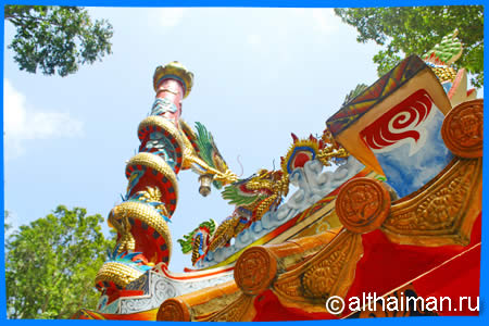 Wat Pha Sang Tham, also know as Pah Saeng Dhamma