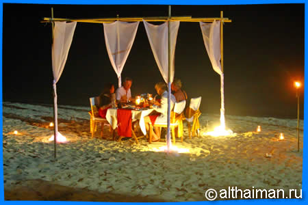 Thong Nai Pan Noi Beach Nightlife, What to Do at Night in Thong Nai Pan Noi Beach, Where to go