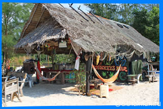 Ao Sri Thanu  beach Koh Phangan Ко Панган Тайланд