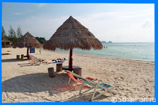 Ao Sri Thanu  beach Koh Phangan Ко Панган Тайланд