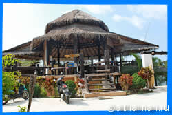 Lake Hut Restaurant & Bar