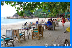 Haad Than Sadet Beach Restaurants & Food 