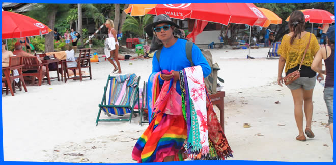 Koh Samet Shopping - beach vendors